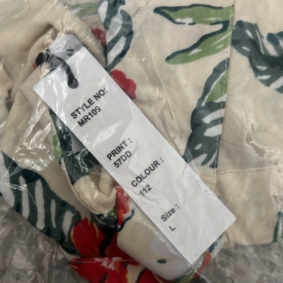 Raga Man NWT Short Sleeve button down size SMALL & L - Picture 7 of 7